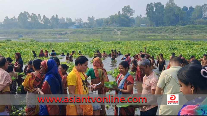 মানিকগঞ্জের কালিগঙ্গায় চলছে সনাতন ধর্মাবলম্বীদের অষ্টমী স্নানোৎসব