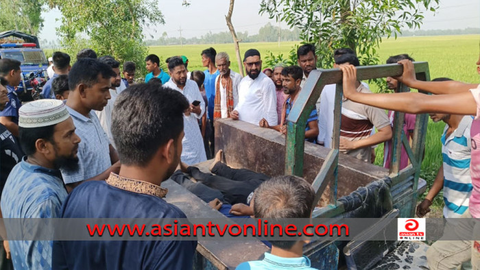 হিলিতে নসিমন-মোটরসাইকেল সংঘর্ষে ২ বন্ধু নিহত