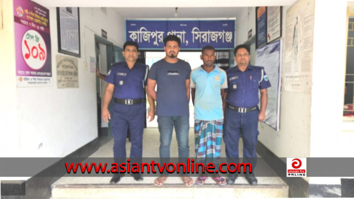 কাজিপুরে চোরাই মোটরসাইকেলসহ আটক ২