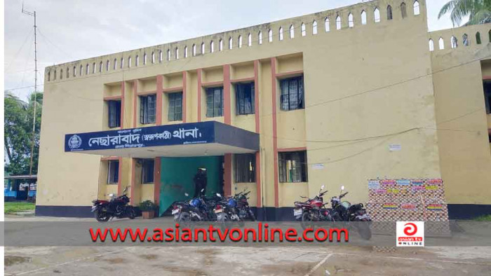 নেছারাবাদে এনজিও মালিকের ঝুলন্ত মৃতদেহ উদ্ধার