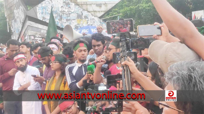 শাহবাগ ছাড়লেন আন্দোলনকারীরা, পরবর্তী কর্মসূচি ঘোষণা শনিবার