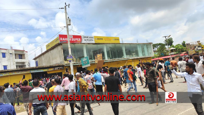 কেরানীগঞ্জে আওয়ামী লীগ অফিস ভাঙচুর, আহত অর্ধ শতাধিক