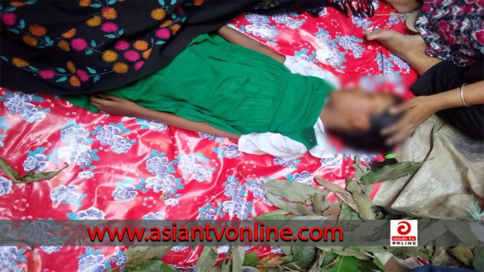 কেরানীগঞ্জে স্কুলের সামনে অটোরিকশা চাপায় প্রাণ গেল শিশু শিক্ষার্থীর