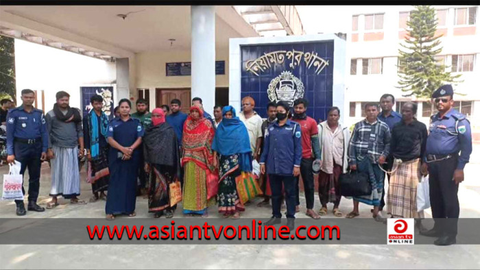 নিয়ামতপুরে মাছ ধরাকে কেন্দ্র করে মারামারি, নারীসহ গ্রেফতার ১৬