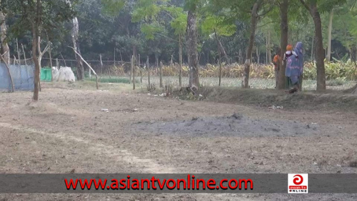 শিবগঞ্জে ৩ সন্তানের জননী ফুফুকে নিঃসন্তান দেখিয়ে জমি হাতিয়ে নেয়ার চেষ্টা