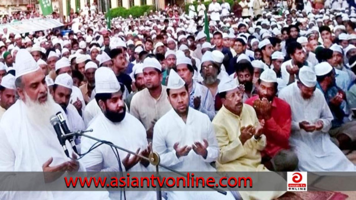 ফটিকছড়ির মাইজভান্ডারে লাখো ভক্তের ঢল