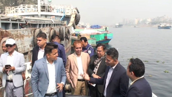 নারায়ণগঞ্জের তিনটি নদীতে ভ্রাম্যমাণ আদালতের অভিযান
