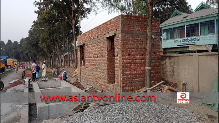 শিবালয়ে নিম্নমানের সামগ্রীতে নির্মাণ হচ্ছে ডিজিটাল ওয়েস্কেল