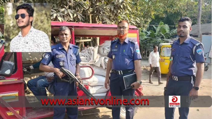 ছাত্রদলের আহ্বায়কের বাড়ি থেকে ওএমএসের চাল উদ্ধার