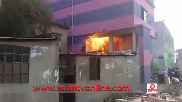 নারায়ণগঞ্জে ডাইং কারখানায় গ্যাস বিস্ফোরণে দগ্ধ ৩