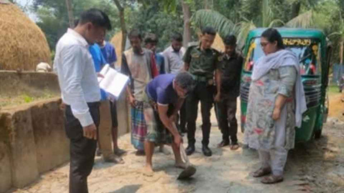 শাহরস্তিতে গ্রামীণ অবকাঠামো উন্নয়ন কাজ পরিদর্শন করেন ইউএনও নিগার সুলতানা
