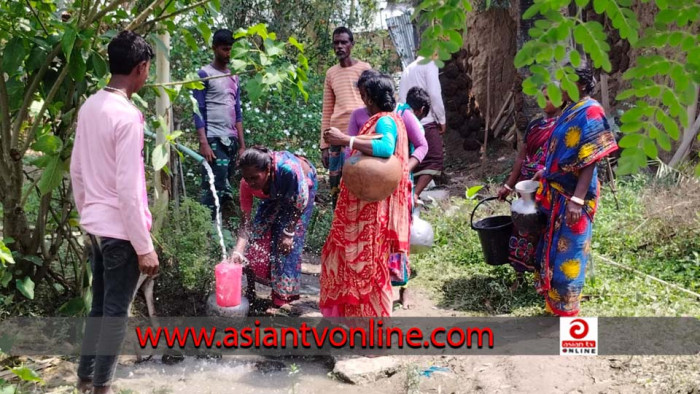 নিয়ামতপুরে বৈশাখী তাণ্ডবে বিদ্যুৎ ও সুপেয় পানির জন্য হাহাকার