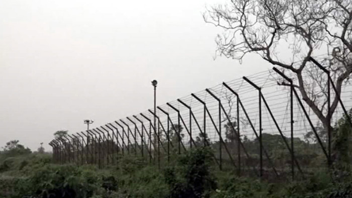 কসবা সীমান্তে বিএসএফের গুলিতে ২ জন আহত