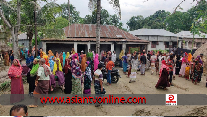 নাটোরের মাটি চাঁপা পড়ে শিশুর মৃত্যু