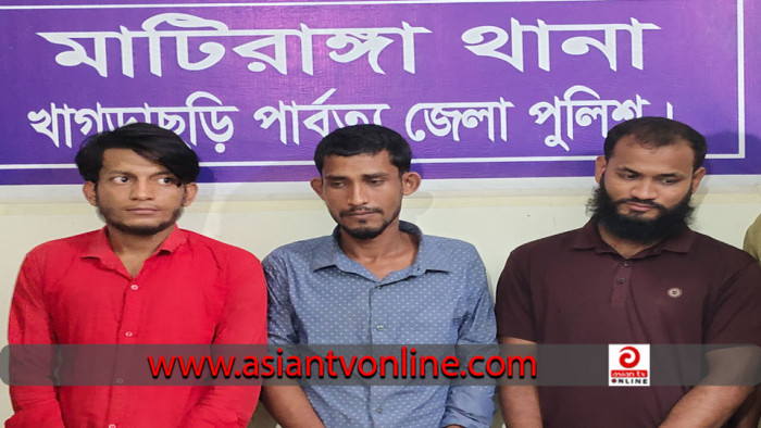 মাটিরাঙ্গায় সেনা অভিযানে  তিন মাদক কারবারি আটক