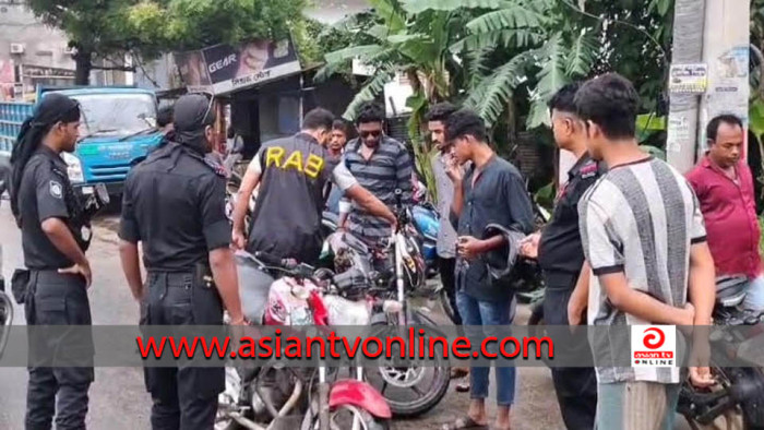 ঢাকা-চট্টগ্রাম মহাসড়কে যানবাহনে তল্লাশি