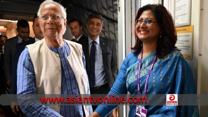 চারদিনের সফরে লন্ডনে পৌঁছেছেন প্রধান উপদেষ্টা