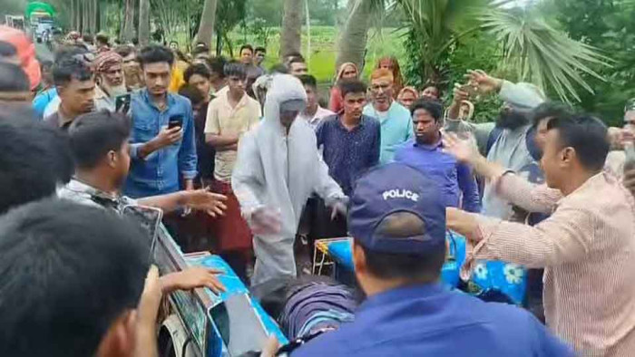 বদলগাছীতে সিএনজি-ভুটভুটি সংর্ঘষে নিহত ২, আহত ৩