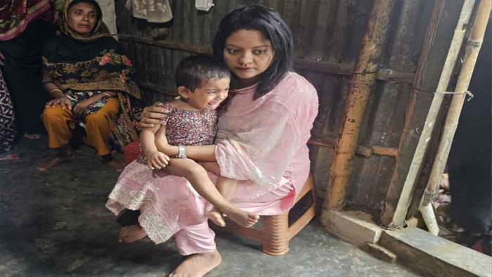 বন্য হাতির আক্রমণে গৃহবধূর মৃত্যু, পাশে দাঁড়ালো উপজেলা প্রশাসন