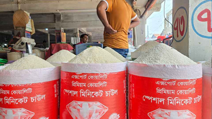 নওগাঁয় চালের দাম হঠাৎ অস্বাভাবিক বৃদ্ধি