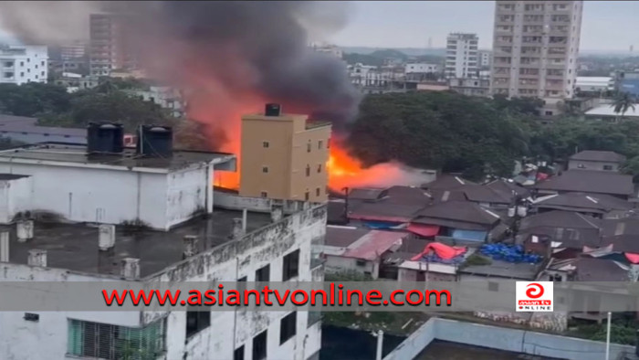 মাধবদীতে ভয়াবহ অগ্নিকাণ্ডে ক্ষতিগ্রস্ত শতাধিক দোকান!