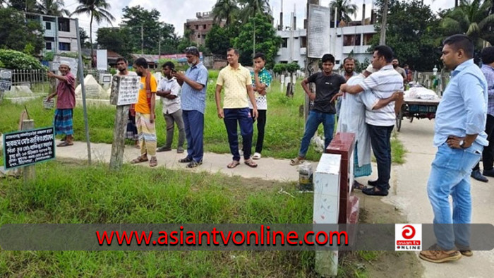 গোপালগঞ্জে সংঘর্ষে নিহত ৩ জনের মরদেহ কবর থেকে উত্তোলন