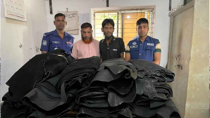 সাভারে ট্যানারি থেকে চুরি যাওয়া ১৫ লাখ টাকার চামড়াসহ গ্রেফতার ২
