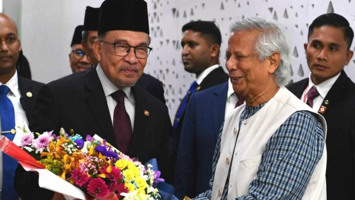 সোমবার মালয়েশিয়া যাচ্ছেন প্রধান উপদেষ্টা, সই হবে ৫ সমঝোতা স্মারক